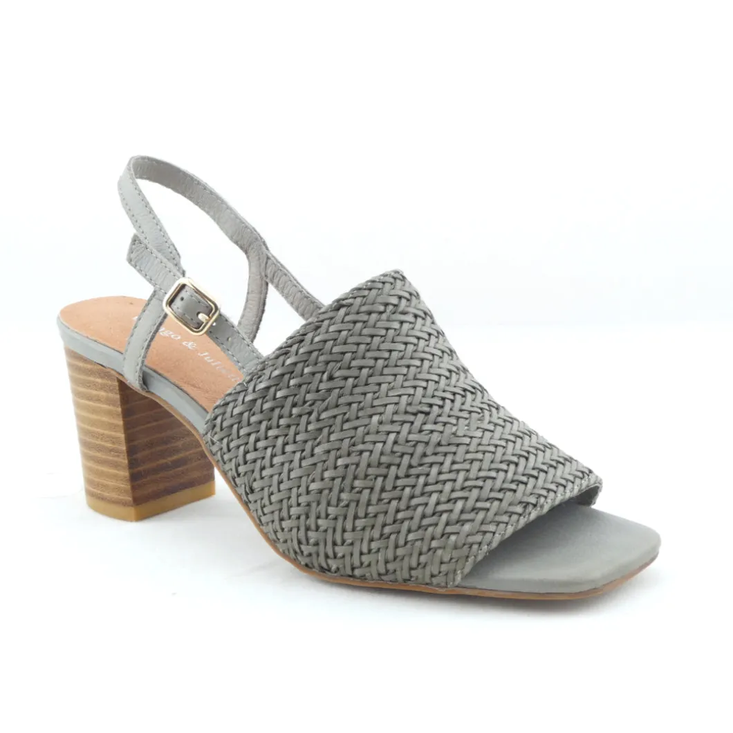 Django & Juliette Pickle Smoke Weave