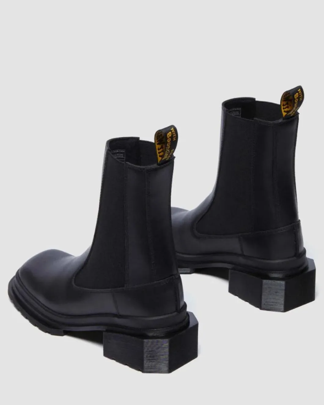 Dr Martens Maybole Chelsea Wanama Boot Black