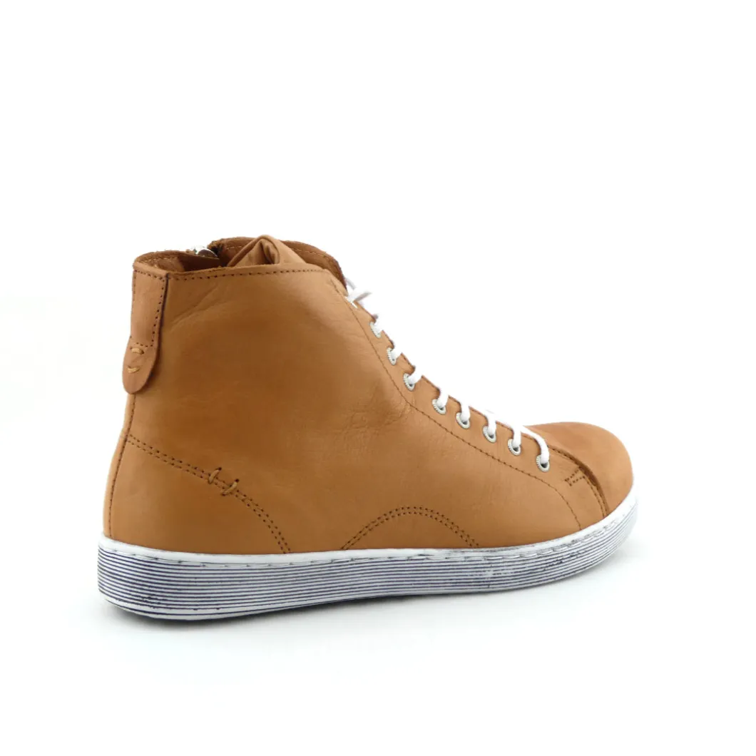 Rilassare Typo Cognac Boot